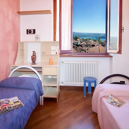 Calogna Sleeps 6 Lejlighed Belgirate